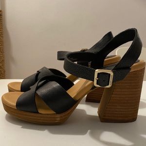 Kork Ease Black Leather Heels